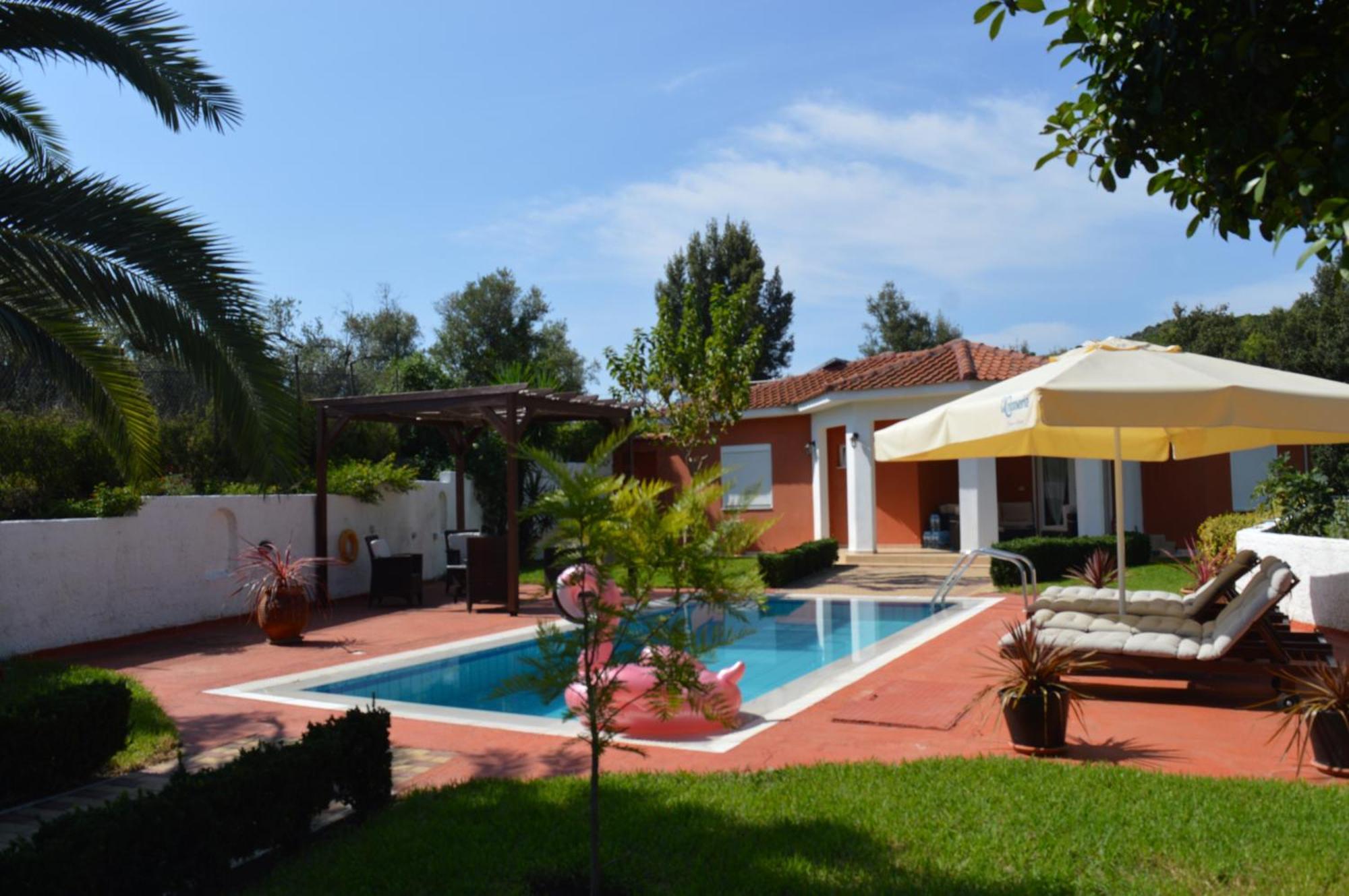 Villa Platanias Agia Paraskevi  Extérieur photo