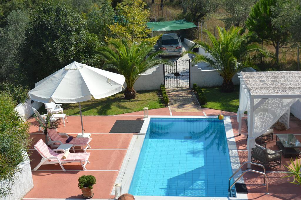 Villa Platanias Agia Paraskevi  Extérieur photo