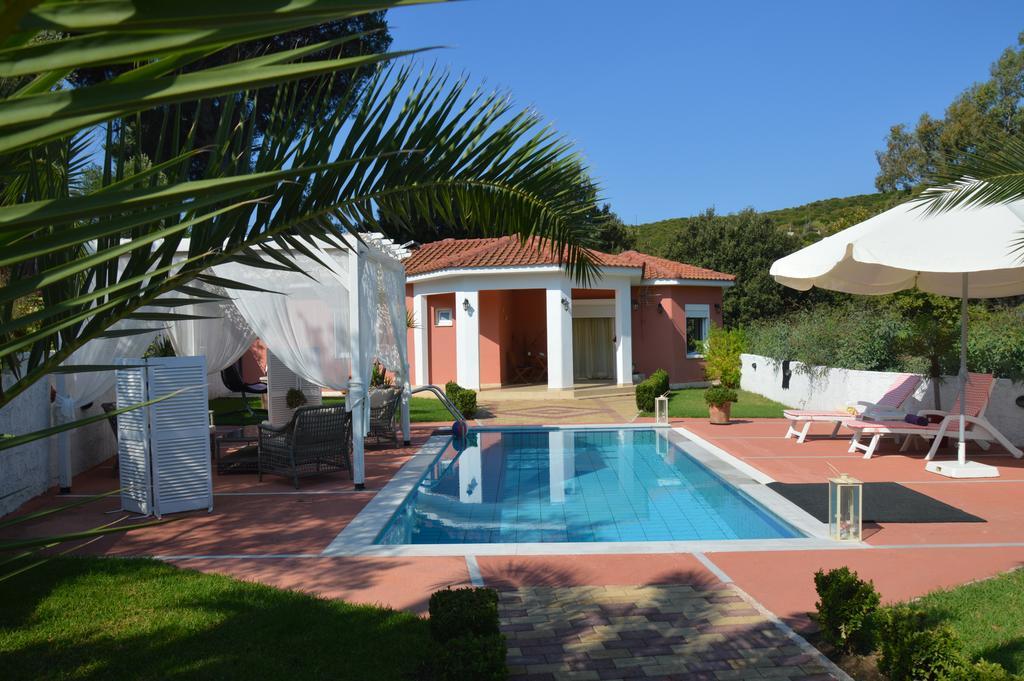 Villa Platanias Agia Paraskevi  Extérieur photo